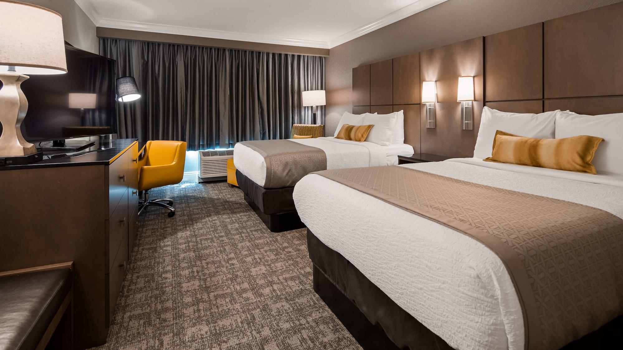 Best Western Premier Airport/Expo Center Hotel Луисвил Екстериор снимка