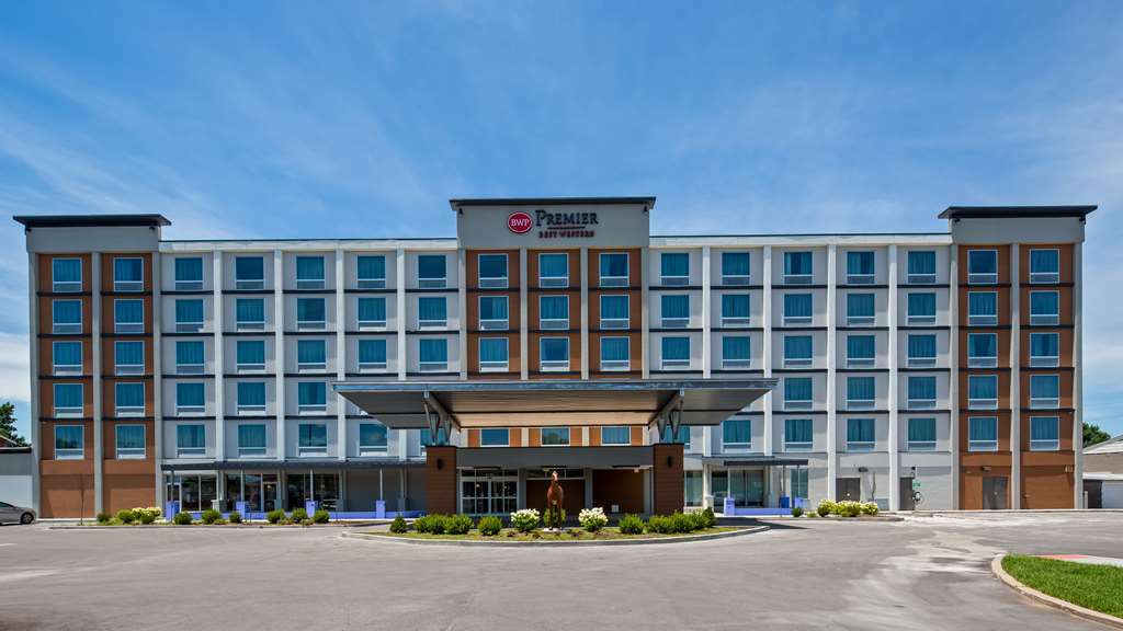 Best Western Premier Airport/Expo Center Hotel Луисвил Екстериор снимка